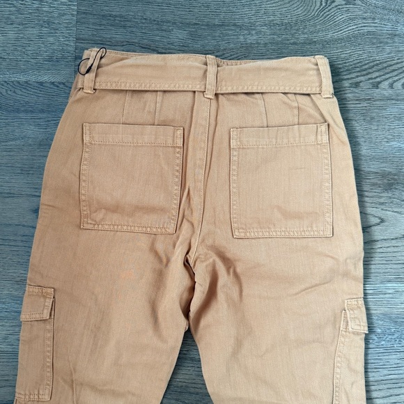 Banana Republic Factory Utility Cargo Pant - Size 00 Petite - Iced Latte - NWOT - Picture 5 of 10